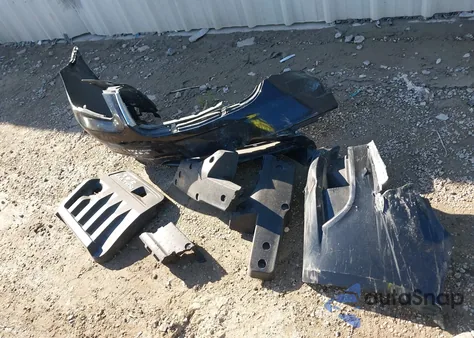 2013 Chrysler 200 Touring z USA, uszkodzony, nr VIN 1C3CCBBB9DN635925